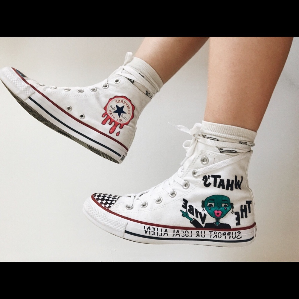 DIY Sharpie Converse